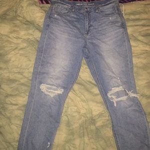 American eagle mom jeans